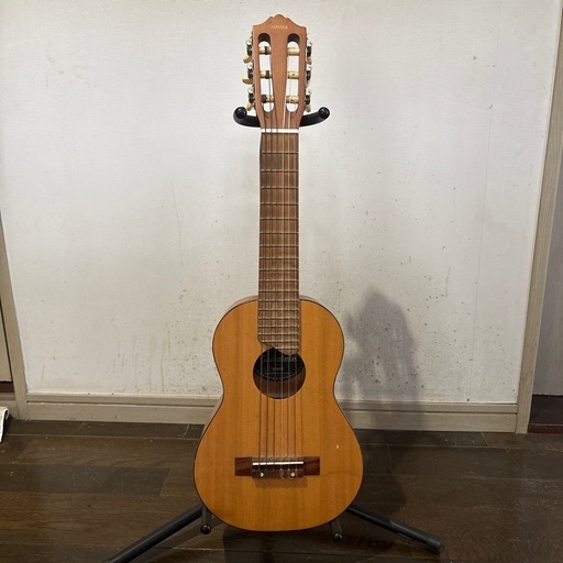 YAMAHA ギタレレ（スタンド付き）