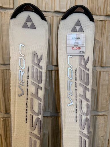 FISCHER　VIRON 　スキー板160㎝