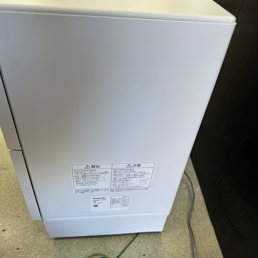 208 Panasonic 食器洗い乾燥機 2023年製 NP-TA4