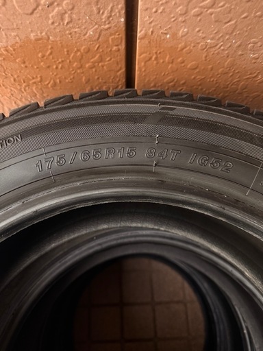YOKOHAMA　iceGUARD iG52cスタッドレスタイヤ　4本セット　175/65R/15