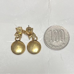 マークジェイコブスピアスの画像