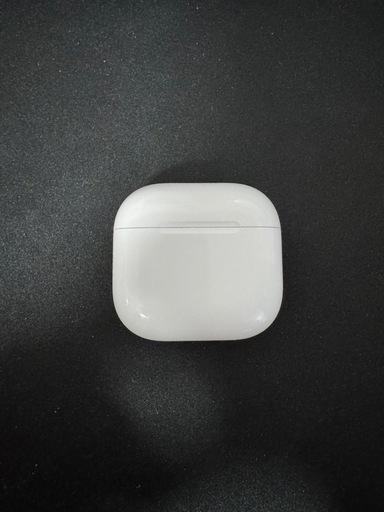 AirPods4