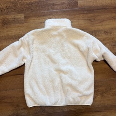 ユニクロのもこもこパーカーの画像
