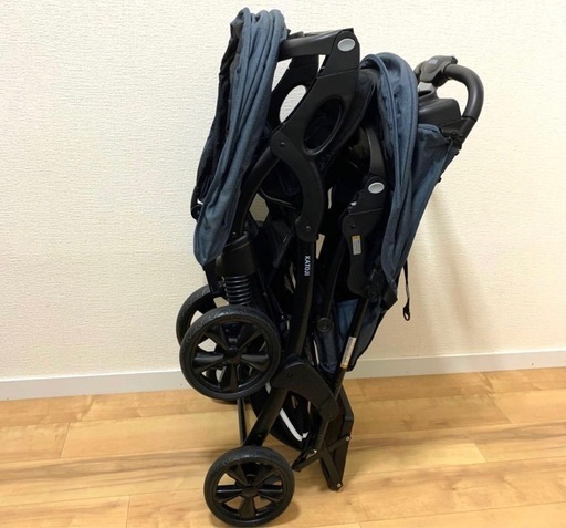 受け渡し予定者決定　カトージ　　二人乗りベビーカー