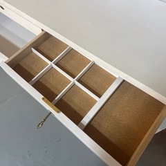 チェスト　鍵付きの画像