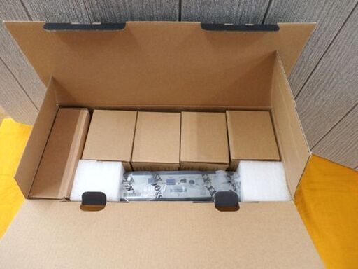 未使用品 OOSSXX 500万画素 防犯カメラ 4台セット 2TBハードディスク 監視カメラ 防水 西岡店
