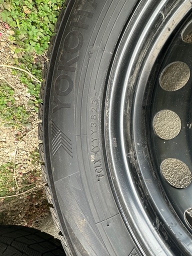 冬タイヤ　4本セット　ヨコハマ　アイスガード7　スタッドレスタイヤ　185/65R15 88Q