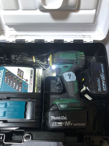 ④マキタ18vインパクトドライバTD149中古美品オリジナルハウジング