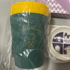 サンリオの豆皿とコップセットの画像