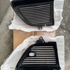 🟥 新品 未使用 保管品　GT380 サイドカバー アルフィン 画像参照の画像