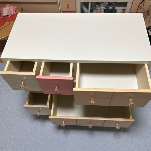 ⭐️⭐️⭐️
すごい安いチェスト　4段　収納ケース　マルチカラー