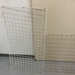 ワイヤーネット　メッシュパネル　2個　壁掛け　ディスプレイの画像