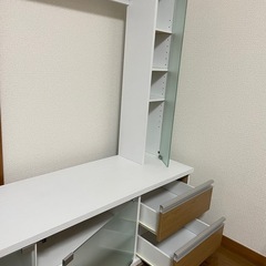 テレビボードの画像
