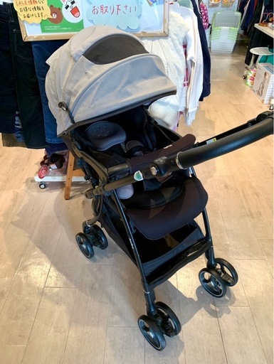 ■店頭引取限定■美品☆アップリカ　ベビーカー　ラクーナビッテクッション♪定価6万円