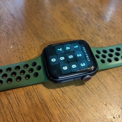 アップルウォッチ　シリーズ5セルラーモデル 　11日21時で出品終了します。の画像