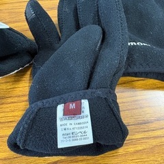 モンベル　グローブ　手袋　LサイズとMサイズのセットの画像