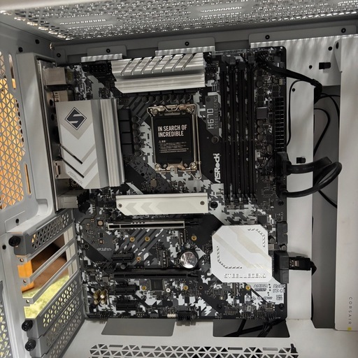 PCケース＋マザーボード