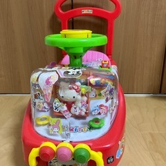 キティちゃんの手押し車の画像