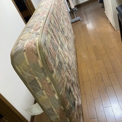 シングルベッドの画像
