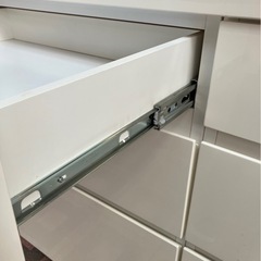 大阪引取限定　チェスト　ホワイト　レール付き　洋タンスの画像