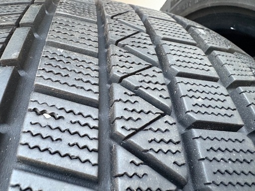 スタッドレスタイヤ　21年製　ケンダ　205/55R16