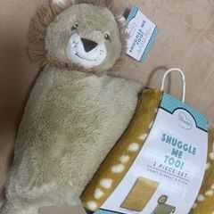 ブランケット＆ぬいぐるみ？クッションの画像