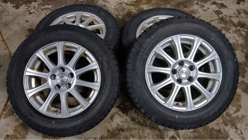 プリウス外し　195/65R15 2024年製　ダンロップ　スタッドレスホイール付き4本セット