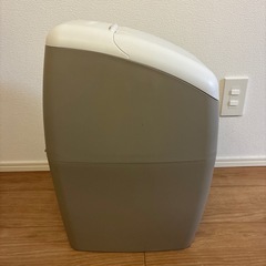 Aprica ゴミ箱の画像