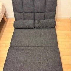 ソファーベッドの画像