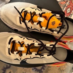 NIKE スニーカー