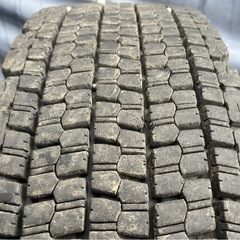 2023年製スタッドレスタイヤ4本225/80R17.5 123/121L ブリヂストンBS W900 日本製 国産の画像