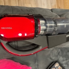 TOSHIBA スティック型コードレスサイクロン式掃除機 VC-CL1700(R）　ち中古の画像