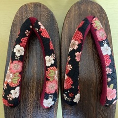 花柄ネイビー下駄 24.0cmの画像