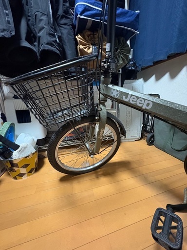 購入者決定 
折りたたみ自転車 Jeep 室内保管 美品
