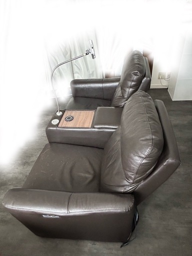 お買い得品 今月18日まで2万円！ニトリ 2人用電動本革