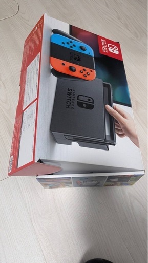 Nintendo Switch 本体（箱・付属品あり）
