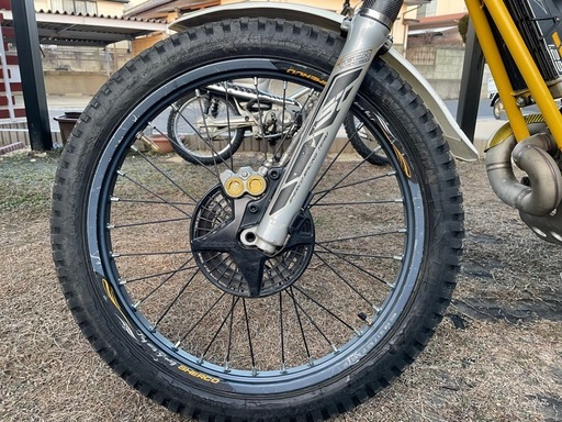 受け渡し決定しました。
SHERCOシェルコ125