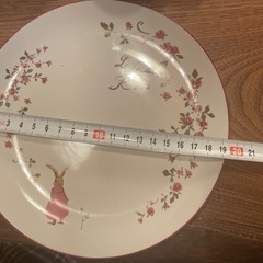 ティーポット.ミルクポット.カップ2個.プレート2枚セット
の画像