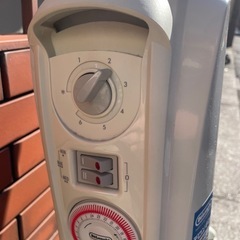 (運搬費込)(即日、深夜OK)デロンギヒーター 今の季節に⛄️の画像