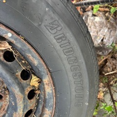 ブリジストンタイヤの画像