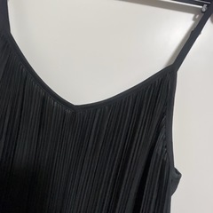 美品♡黒のプリーツキャミワンピースです☺️の画像