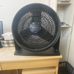 サーキュレーター　扇風機の画像
