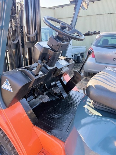トヨタ　フォークリフト　7FG25 ガソリン　2500kg　マニュアル　　サイドシフト付き　全国陸送可　下取OK