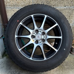 プリウス50後期スタッドレスタイヤの画像