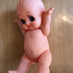 キユーピー人形 羽根つきの画像