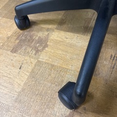 【ジャングル深井店】★メシュバックチェア ブラック オフィス家具 家具  簡易クリーニング済 堺市 深井 【FU3250】の画像