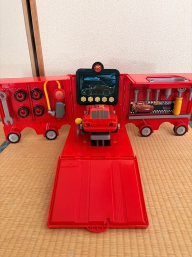 カーズ　マックィーン　タイヤ交換セット