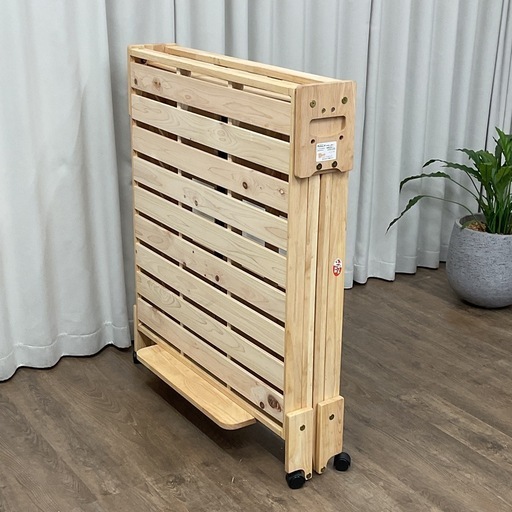 KA-18【新入荷　リサイクル品】中居木工　ひのき/ロータイプ　折りたたみベッド　シングルサイズ　ナチュラル