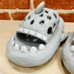 【ユニーク品！】スリッパ サメサンダル 40-41の画像
