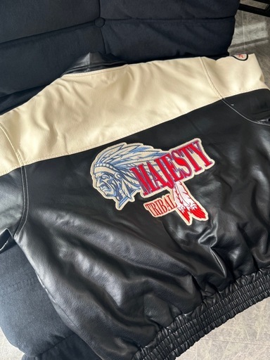 海外のセレクトショップで購入したジャケット インディアン スタジアムジャケット ストリート好きに?